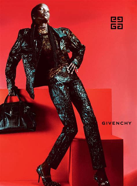 video pubblicità givenchy|Givenchy S/S 2021 Campaign .